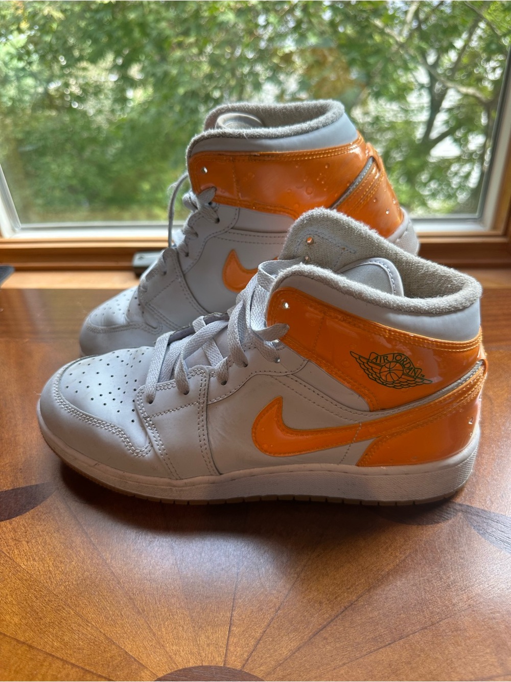 Nike 6.5 Y White and Orange High-Top Sneakers